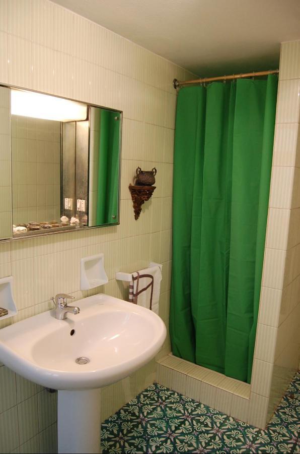 Italy Prestigious Guest House โบโลญญา ภายนอก รูปภาพ