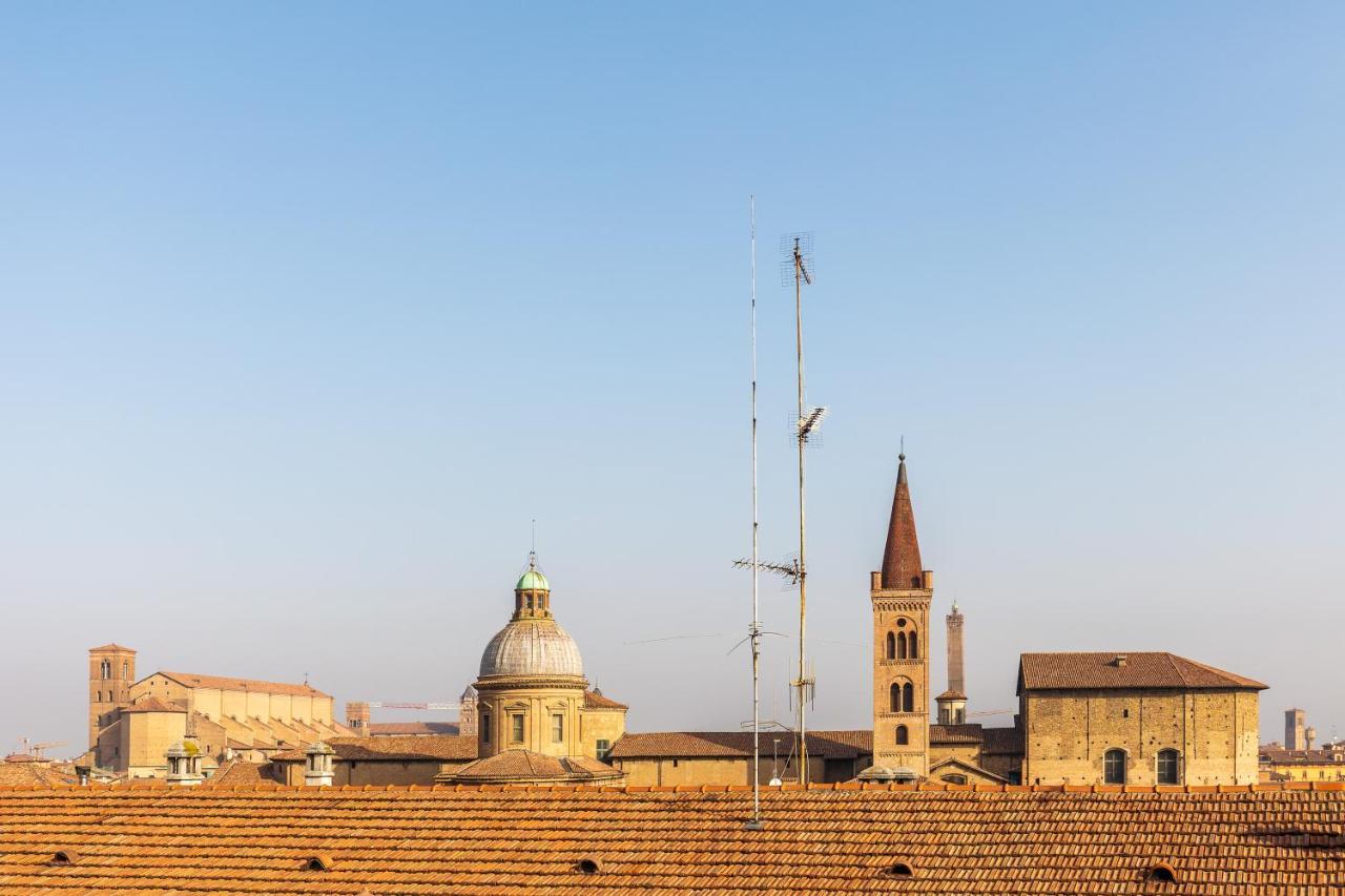 Italy Prestigious Guest House โบโลญญา ภายนอก รูปภาพ