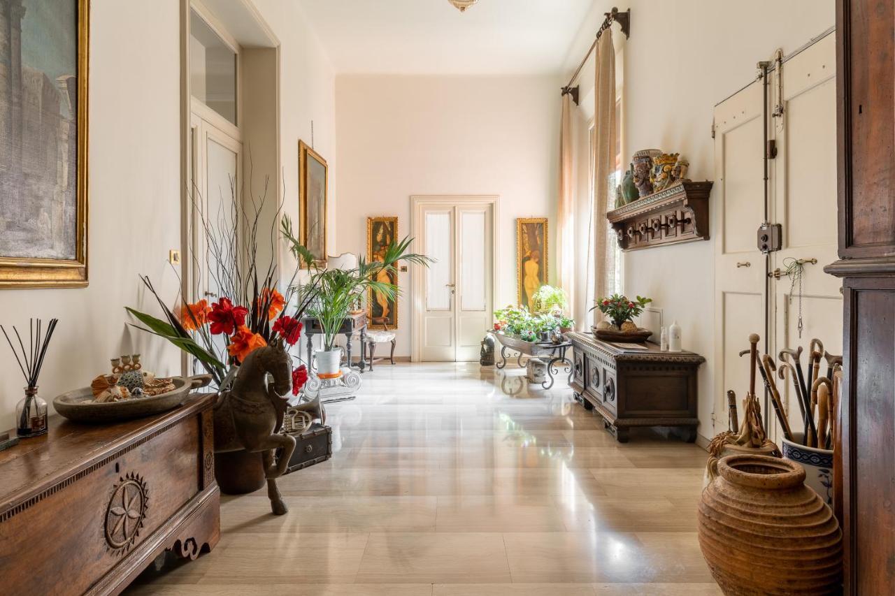 Italy Prestigious Guest House โบโลญญา ภายนอก รูปภาพ
