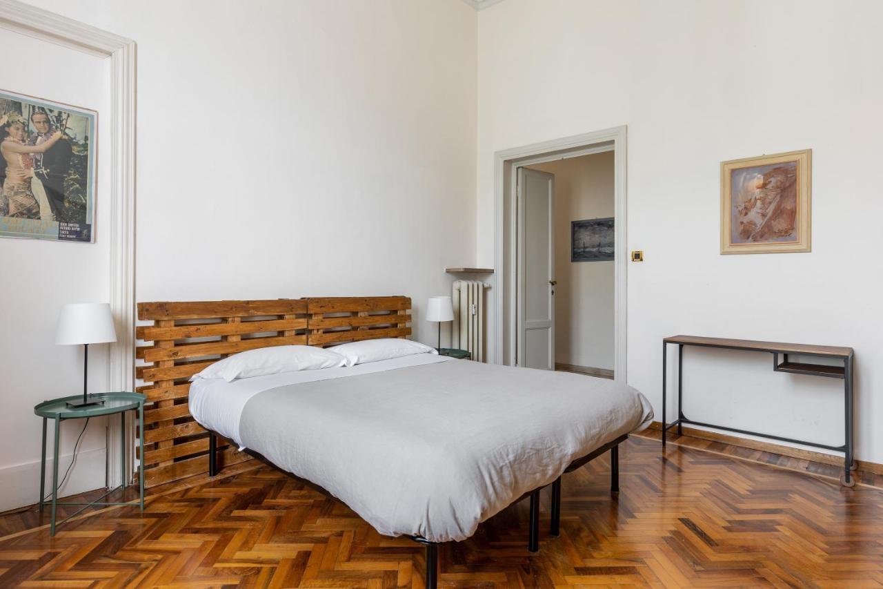 Italy Prestigious Guest House โบโลญญา ภายนอก รูปภาพ